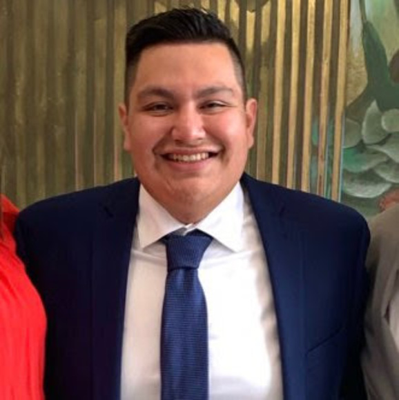 Meet your Posher, Ricardo - Picture 1 of 1